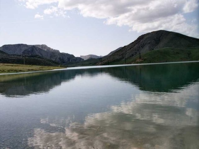 Заводи в горах Каратауского хребта